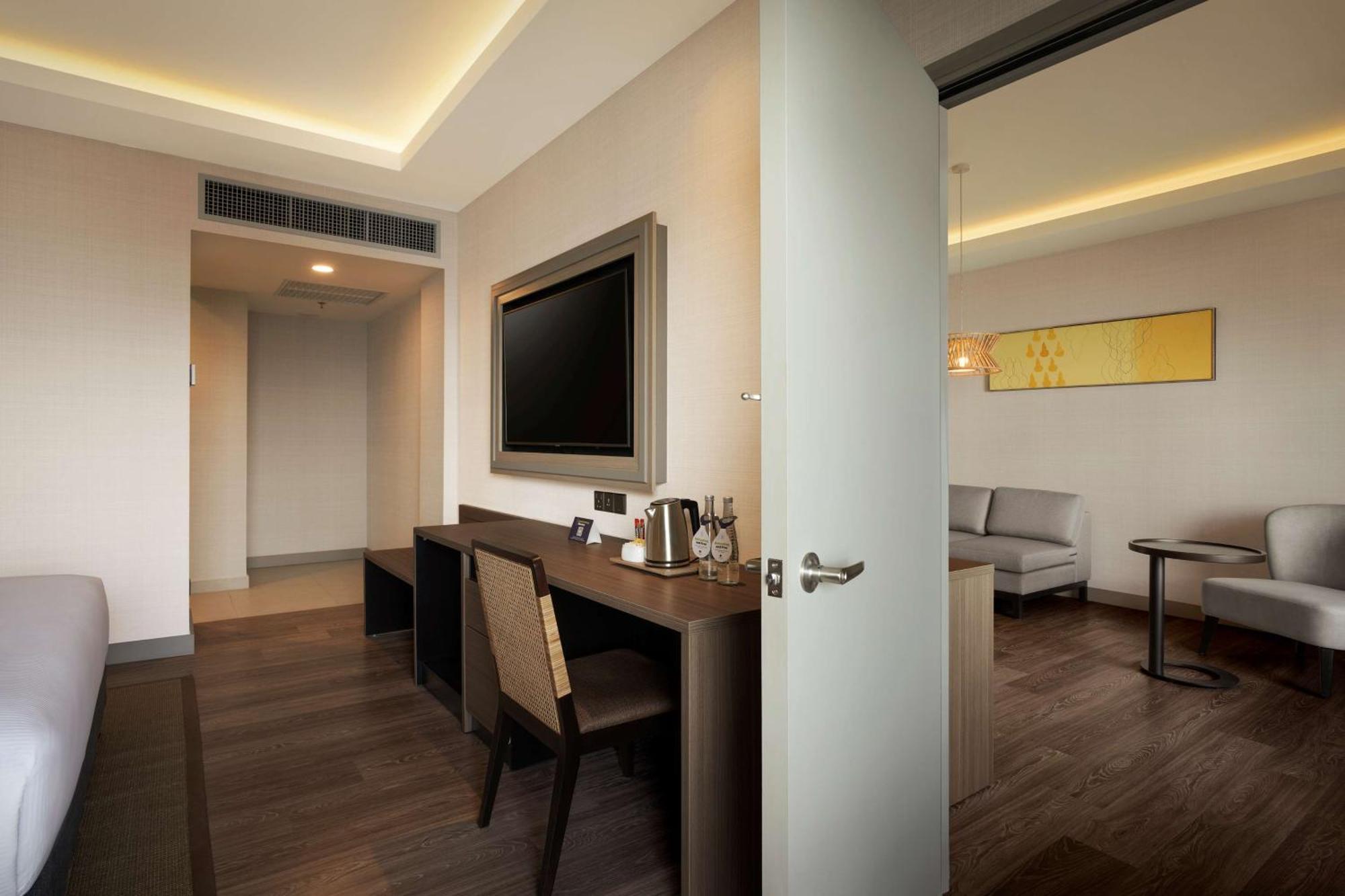 Hotel Doubletree By Hilton Damai Laut à Lumut Extérieur photo